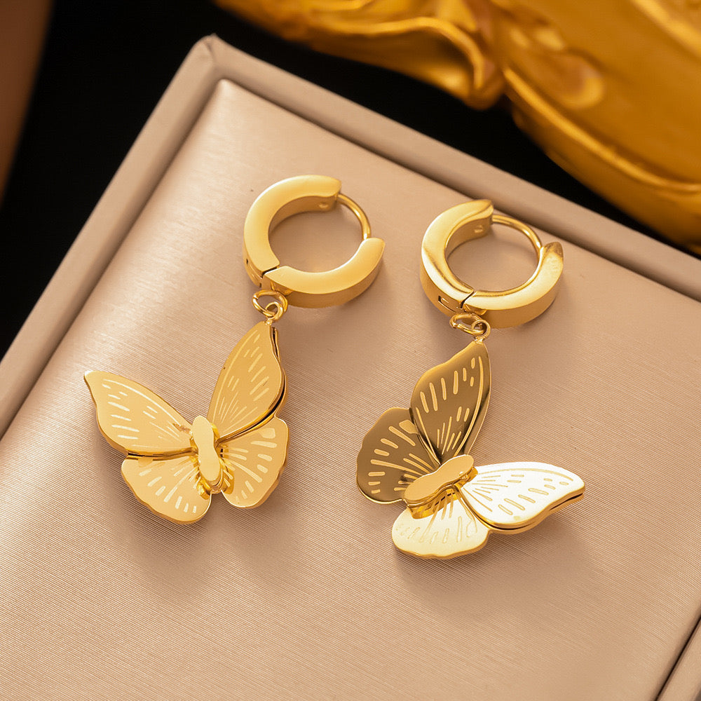 Boucles d’oreilles le papillon doré